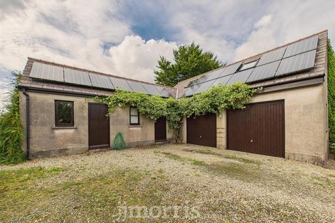 6 bedroom property with land for sale, Landshipping, Narberth