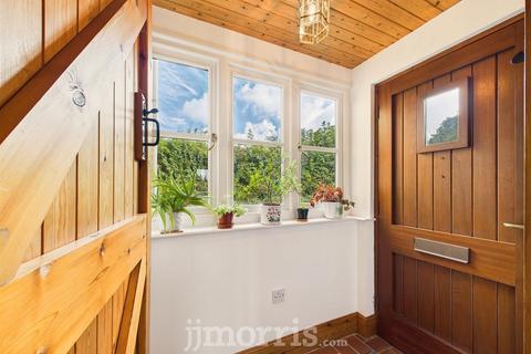 6 bedroom property with land for sale, Landshipping, Narberth