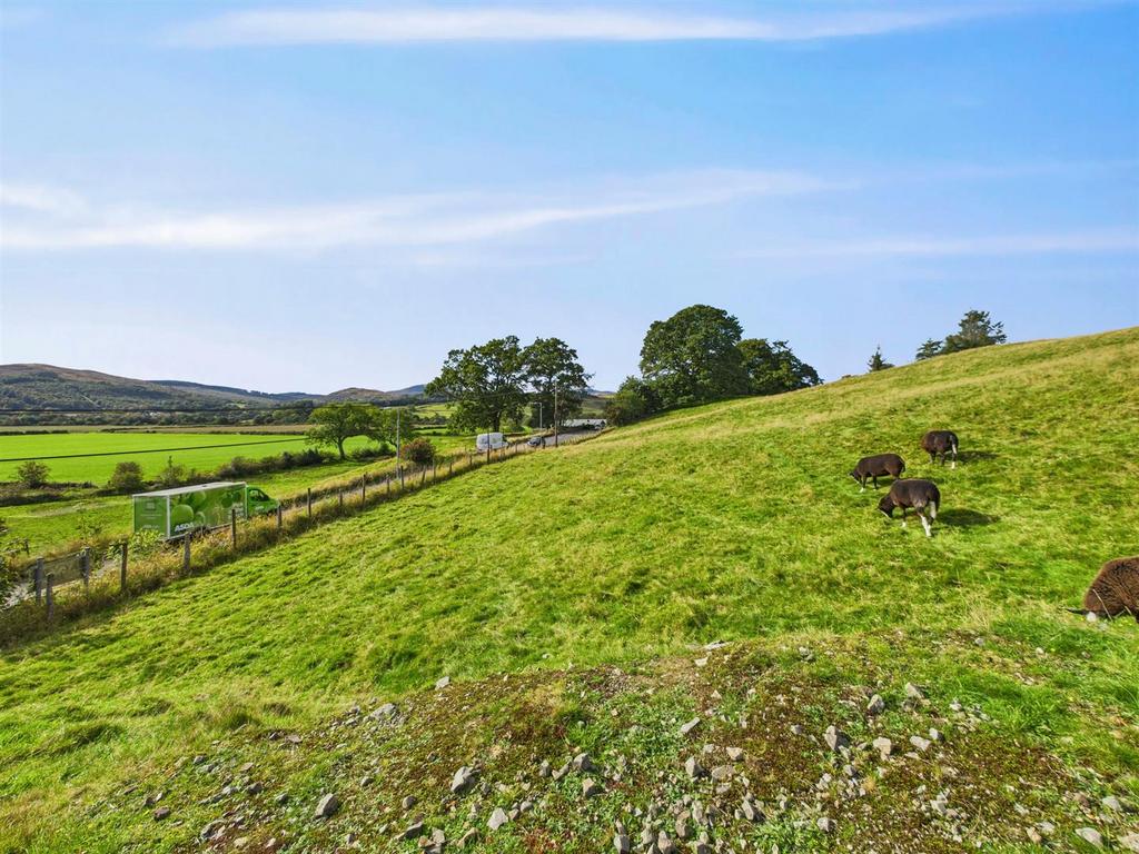 CAM01258 G0-PR0106-STILL012.jpg