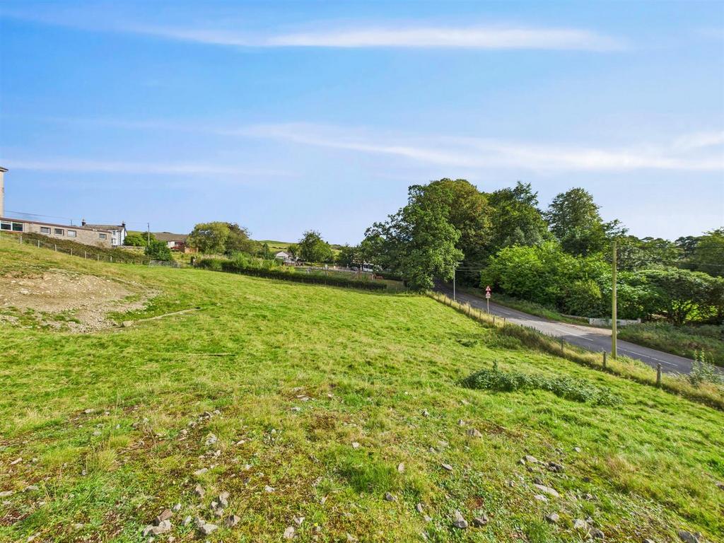 CAM01258 G0-PR0106-STILL013.jpg