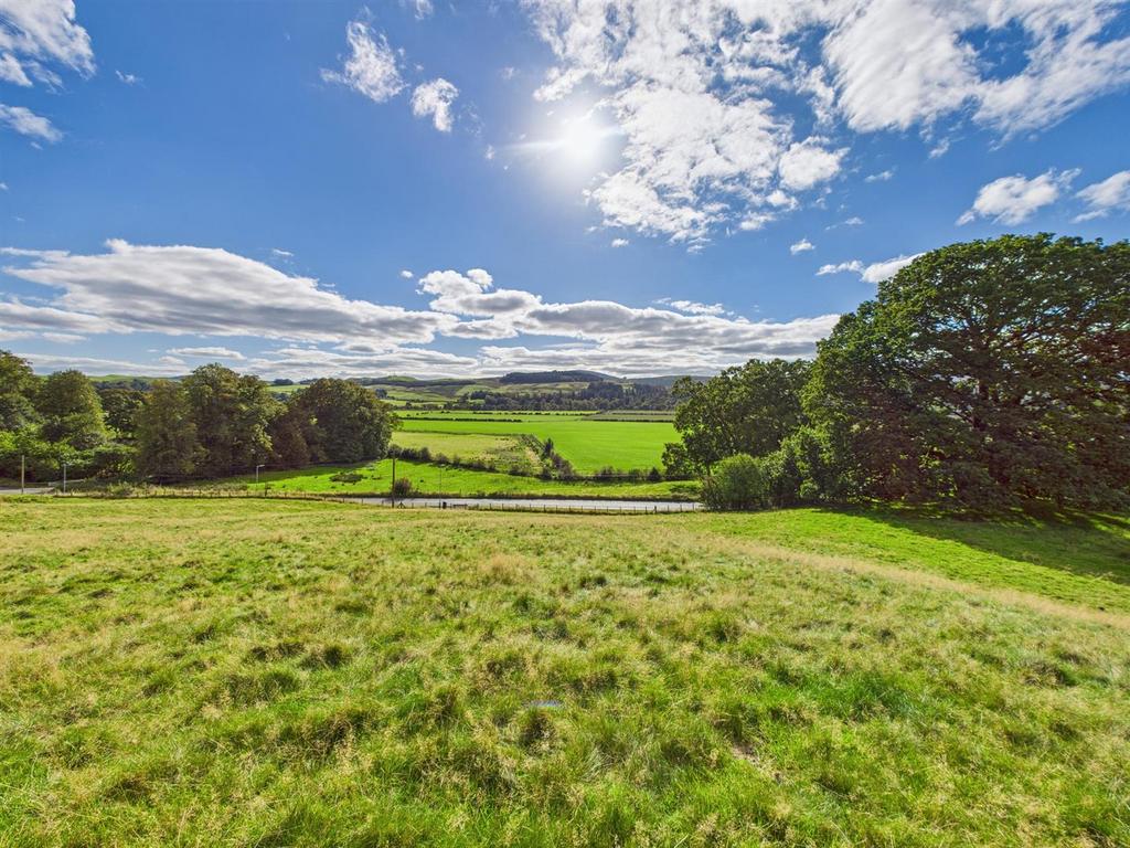 CAM01258 G0-PR0106-STILL001.jpg