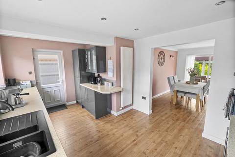 29 New Road, Sidemoor, Bromsgrove, B61 8QB