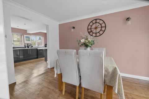 29 New Road, Sidemoor, Bromsgrove, B61 8QB