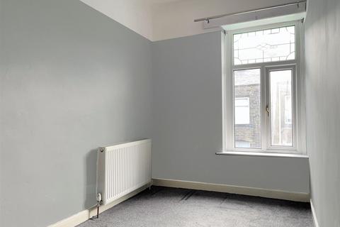 undefined, Alma Street, Bradford BD13