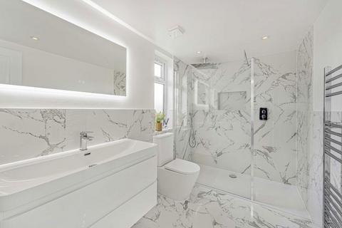 55 Romberg Road, London, SW17 8UB