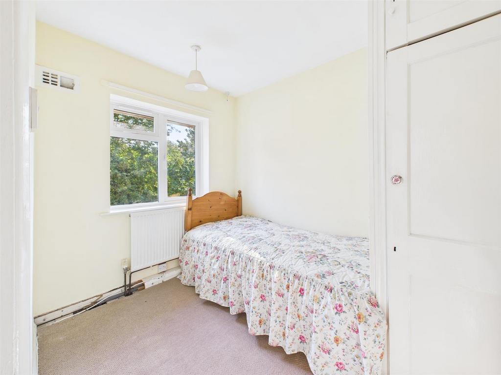 CAM04116 G0-PR0257-STILL010.jpg