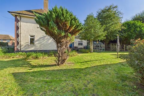 3 bedroom semi-detached house for sale, Links Avenue, Cromer