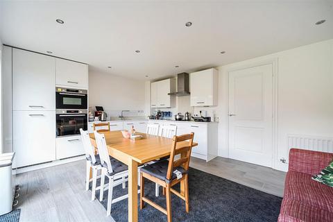 4 bedroom semi-detached house for sale, Balston Road, Maidstone