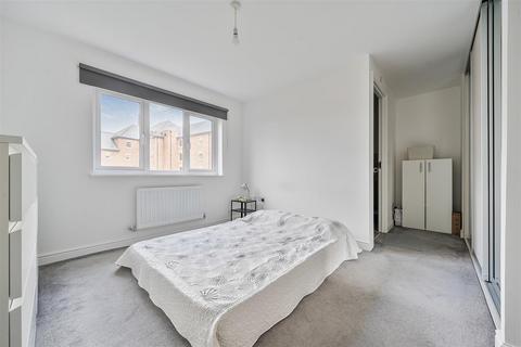 4 bedroom semi-detached house for sale, Balston Road, Maidstone