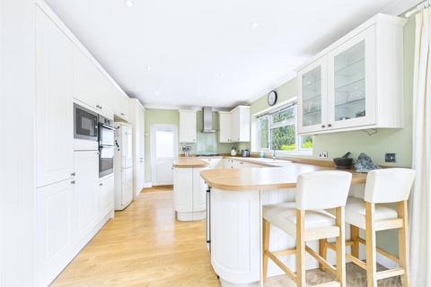 3 bedroom detached bungalow for sale, Beverley Road, Whyteleafe