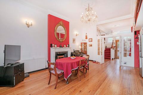 4 bedroom terraced house for sale, Broom Close, Teddington, Middlesex, TW11