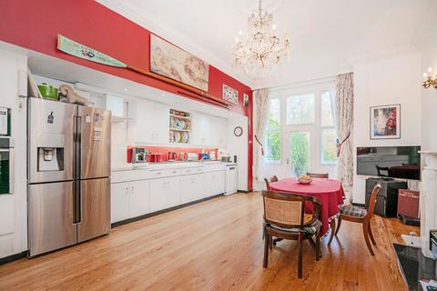 4 bedroom terraced house for sale, Broom Close, Teddington, Middlesex, TW11