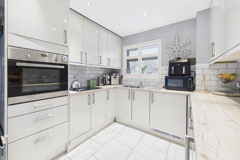 4 bedroom detached house for sale, Grace Drive, Nottingham