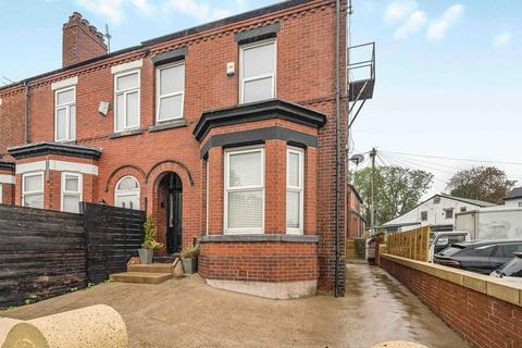 4 bedroom end of terrace house for sale, Albert Road, Manchester M19