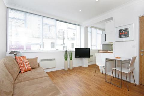 undefined, Wilton Road, Pimlico, London, SW1V