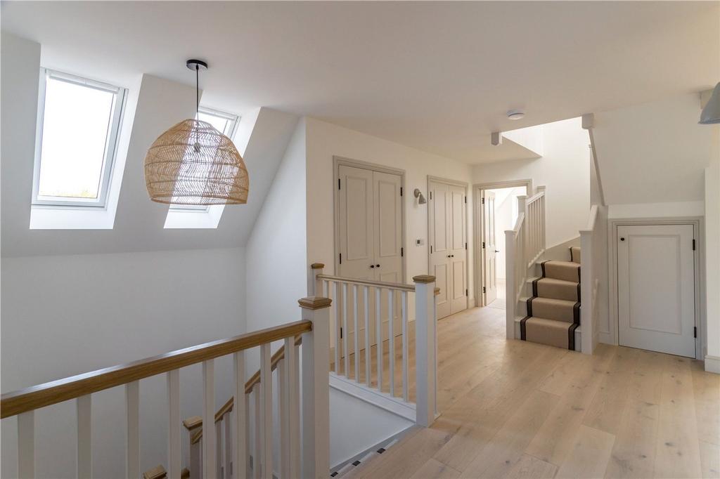 1st Floor Landing