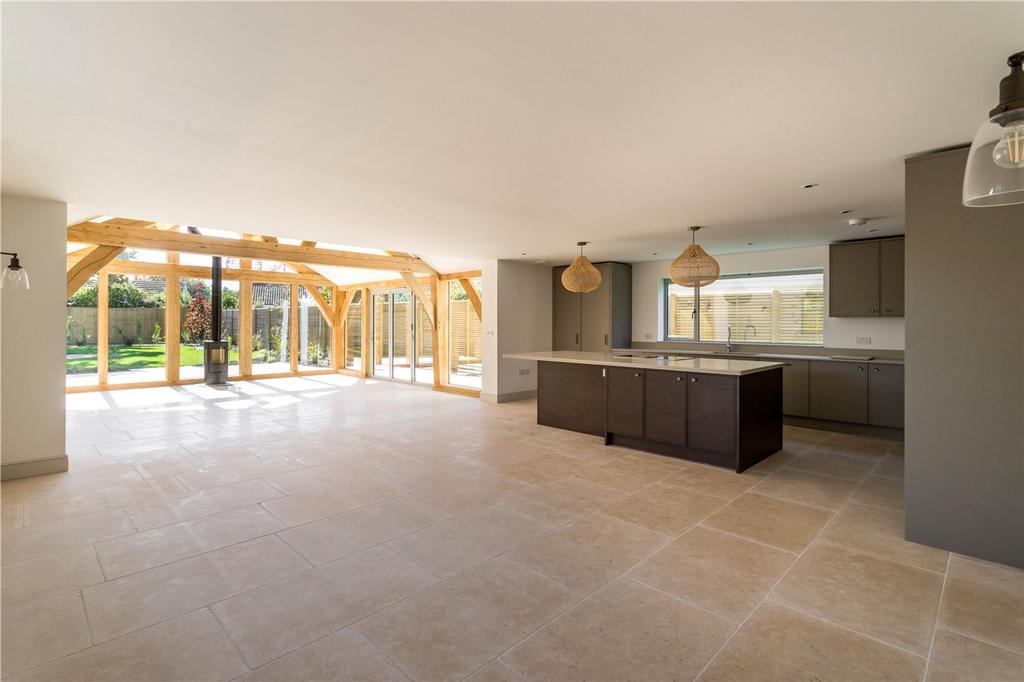 Kitchen/Living Space
