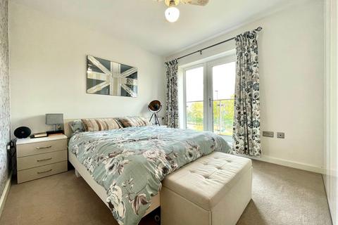 10 Eclipse Avenue, Oakgrove, Milton Keynes, MK10 9TJ
