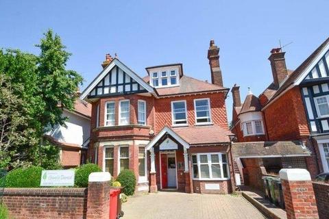 3 bedroom flat for sale, Arlington Road, Eastbourne