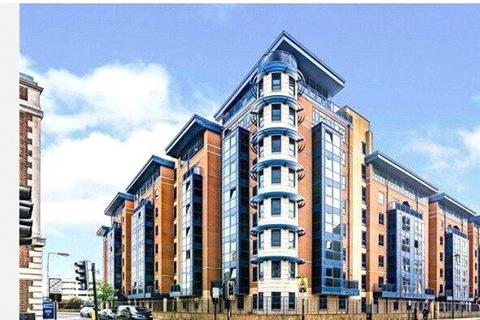 undefined, Canute Road, Southampton, Hampshire