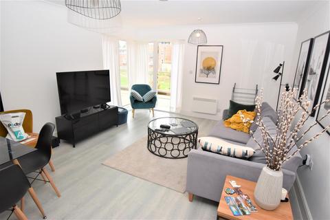 undefined, Kingfisher Close, Warwick