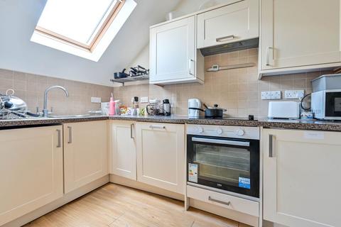 2 bedroom maisonette for sale, Cobbett Road, Guildford, GU2
