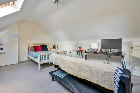 2 bedroom maisonette for sale, Cobbett Road, Guildford, GU2