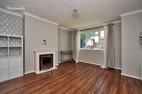 2 bedroom ground floor flat for sale, Stoneleigh Park Road, Epsom, Surrey, KT19
