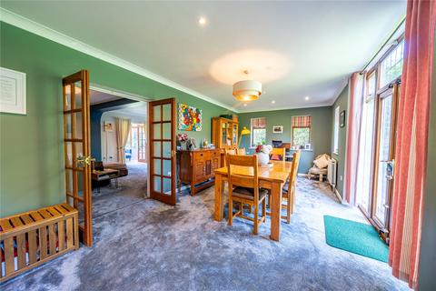 undefined, Spen Lane, Leeds, West Yorkshire