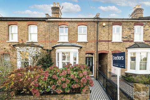39 Heathfield North, Twickenham, TW2 7QN
