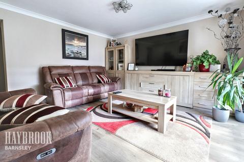 undefined, Manor Fields, Great Houghton