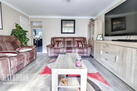 undefined, Manor Fields, Great Houghton