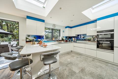 4 bedroom semi-detached house for sale, The Lawns, Hatch End, Pinner, HA5