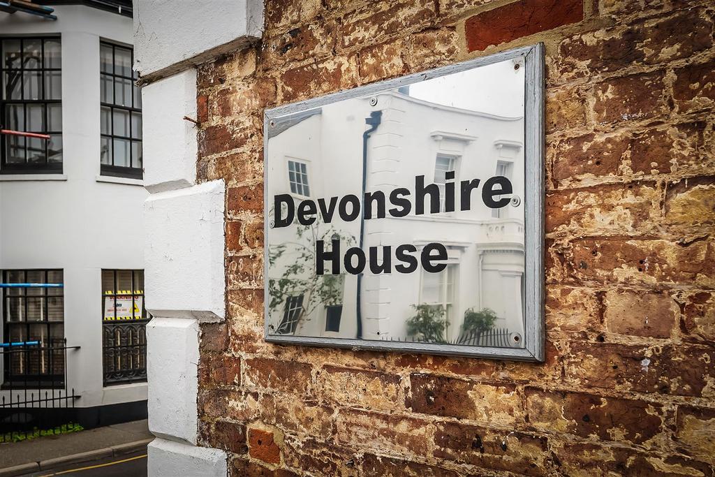 4-Devonshire-House-18.jpg