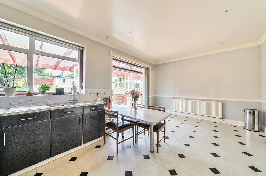 9-6821db9cafbde-1287343-ARW-9-1.jpg