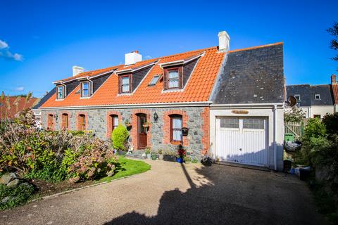 3 bedroom property for sale, 15, Rue De La Hougue, St Saviour's, Guernsey, GY7