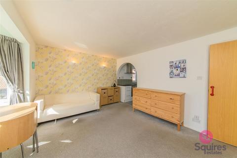 17 Pasteur Close, London, NW9 5HQ