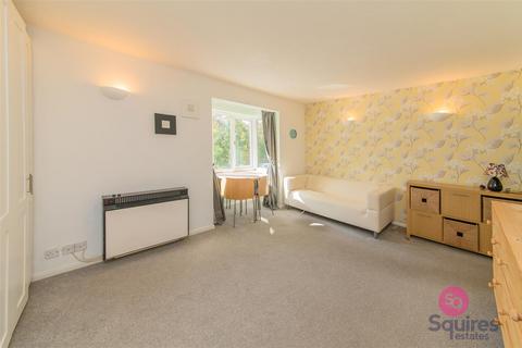 17 Pasteur Close, London, NW9 5HQ