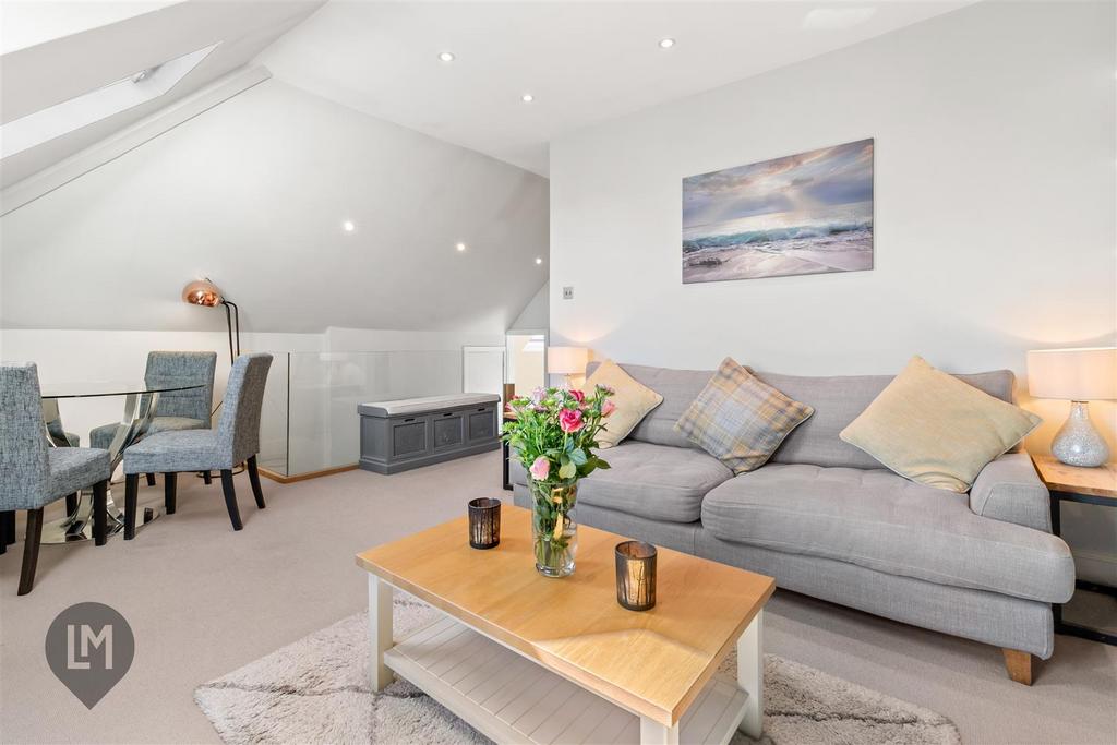 Living/Dining Room
