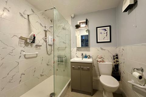 1 bedroom flat for sale, Outwood Common Road, Billericay CM11