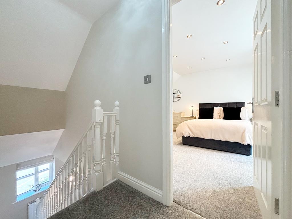 2nd floor landing