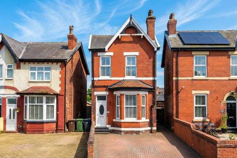 3 bedroom detached house for sale, Moss Lane, Southport PR9