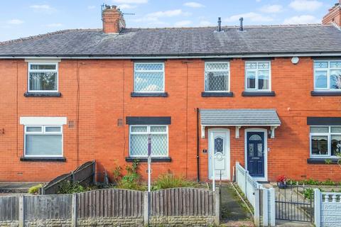 3 bedroom terraced house for sale, Mains Avenue, Bamfurlong, WN2