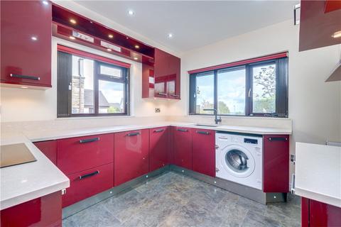 undefined, Heatherside, Baildon, Shipley, West Yorkshire, BD17