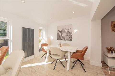 undefined, Manchester Road, Manchester M29