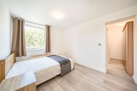 2 bedroom flat for sale, Bowling Green Place, London SE1