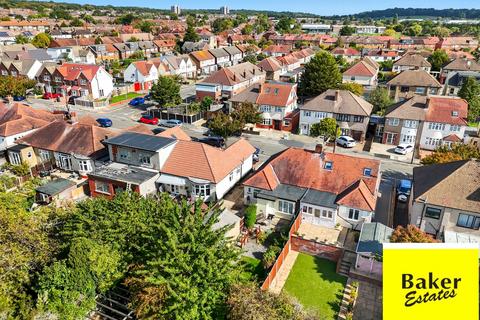 undefined, Stoke Avenue, Hainault IG6