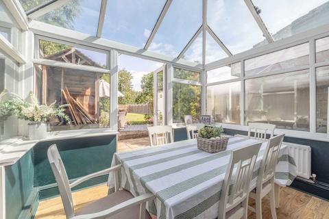 3 bedroom terraced house for sale, Thorney Mill Road, Iver SL0