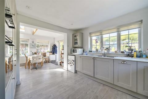 undefined, Charlton, Pewsey