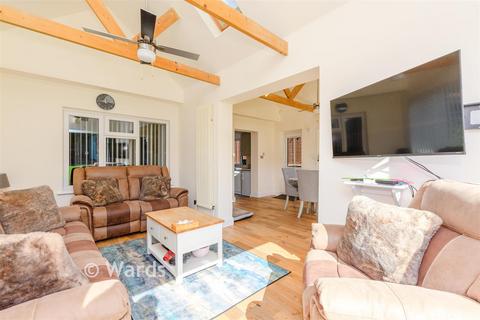 41 The Drive, Gravesend, DA12 4BY